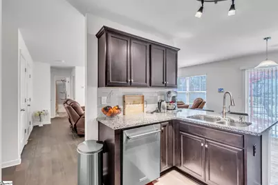 599 Craftsman Lane, Boiling Springs, SC 29316 - Photo 6