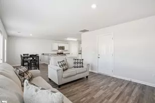 308 Long Grove Ln, Greer, SC 29650 - Photo 10