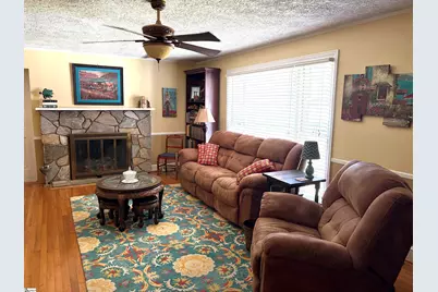 323 Workman Avenue, Woodruff, SC 29388 - Photo 4