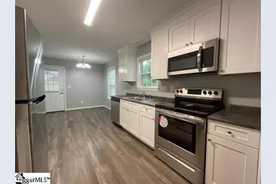 19 Sidney Wilson Court, Simpsonville, SC 29681 - Photo 4