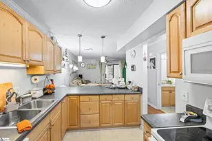 100 Buttercup Way, Taylors, SC 29687 - Photo 8