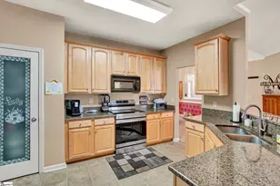 5 Laurelcrest Ln, Travelers Rest, SC 29690 - Photo 16