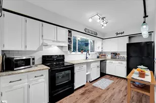 1 Briarcreek Pl, Greenville, SC 29615 - Photo 12