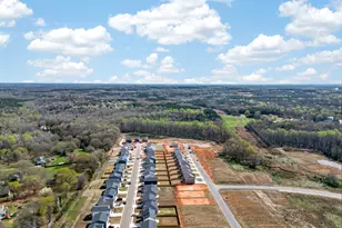 103 Spg Knl Wy, Fountain Inn, SC 29644 - Photo 4