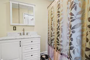 242 Vera Holliday Rd, Six Mile, SC 29682 - Photo 16