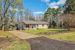 117 Evans Dr, Belton, SC 29627 - Photo 2