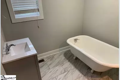 104 Maplebrook Street, Laurens, SC 29360 - Photo 8