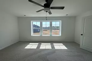 323 E Pyrenees Dr, Wellford, SC 29385 - Photo 34