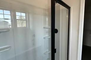 323 E Pyrenees Dr, Wellford, SC 29385 - Photo 38