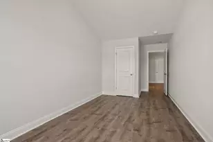 220 Lake Greenwood Blvd, Greenwood, SC 29649 - Photo 24