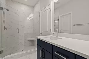 220 Lake Greenwood Blvd, Greenwood, SC 29649 - Photo 10