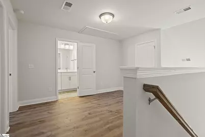 220 Lake Greenwood Boulevard, Greenwood, SC 29649 - Photo 18