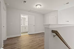 220 Lake Greenwood Blvd, Greenwood, SC 29649 - Photo 18