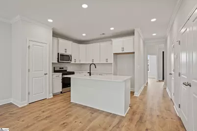 224 Lake Greenwood Boulevard, Greenwood, SC 29649 - Photo 10