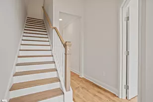 224 Lake Greenwood Blvd, Greenwood, SC 29649 - Photo 2