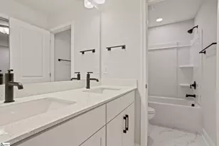 224 Lake Greenwood Blvd, Greenwood, SC 29649 - Photo 22