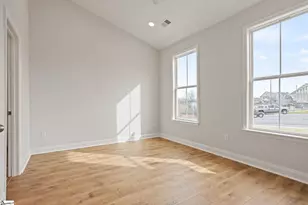 224 Lake Greenwood Blvd, Greenwood, SC 29649 - Photo 4