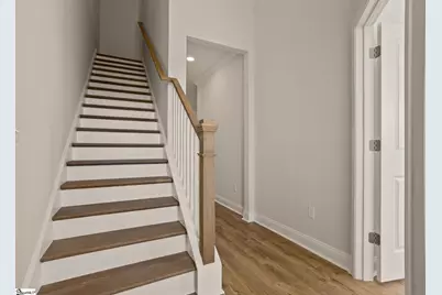 226 Lake Greenwood Boulevard, Greenwood, SC 29649 - Photo 2