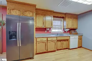 320 Griffin Rd, Greenville, SC 29607 - Photo 16