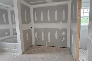 672 Gilgal Ln, Wellford, SC 29385 - Photo 8