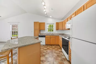 28 Sweetland Court, Greenville, SC 29607 - Photo 10