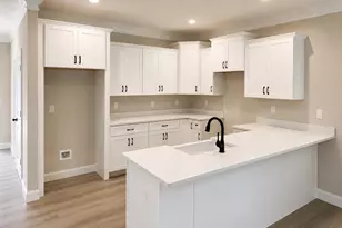 110 N 6th St, Easley, SC 29640 - Photo 2
