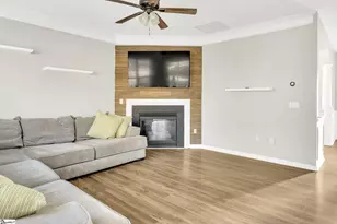 325 Stillwater Ct, Simpsonville, SC 29681 - Photo 8