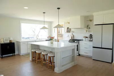 205 Wadsworth Road, Spartanburg, SC 29301 - Photo 12