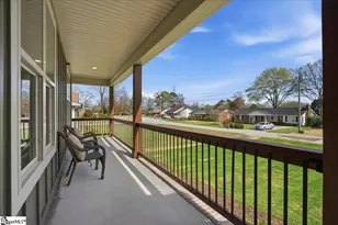 505 Avon Dr, Taylors, SC 29687 - Photo 4