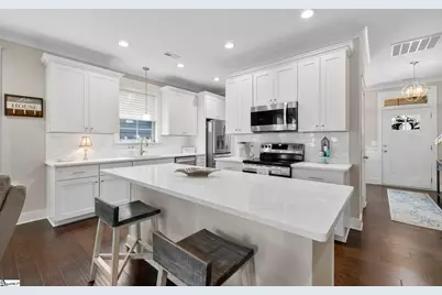 303 Farmers Market Street, Taylors, SC 29687 - Photo 12