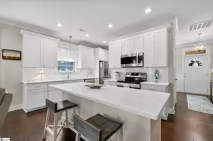 303 Farmers Market St, Taylors, SC 29687 - Photo 12