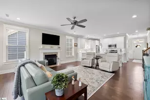 303 Farmers Market St, Taylors, SC 29687 - Photo 16