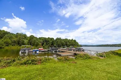 303 Farmers Market Street, Taylors, SC 29687 - Photo 8