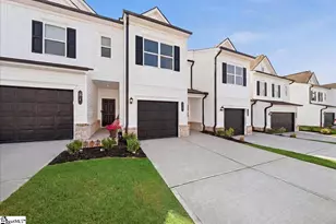 32 Lone Cypress St, Travelers Rest, SC 29690 - Photo 2