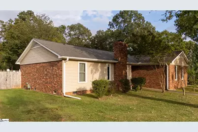 209 Governors Square, Greer, SC 29650 - Photo 2