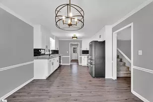 1509 Crestview Rd, Easley, SC 29642 - Photo 8