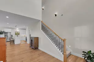 521 Hillview Knl Ln, Greer, SC 29651 - Photo 6