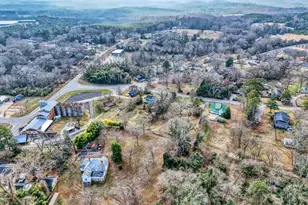 302 Gassaway St, Central, SC 29630 - Photo 40