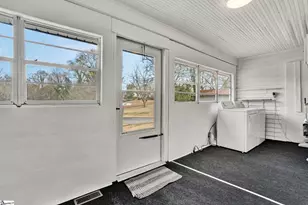 302 Gassaway St, Central, SC 29630 - Photo 32