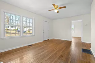 115 Cooley St, Duncan, SC 29334 - Photo 10