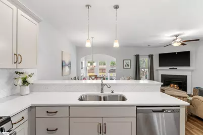 15 Tyrian Drive, Greenville, SC 29607 - Photo 8