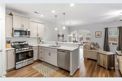 15 Tyrian Drive, Greenville, SC 29607 - Photo 6