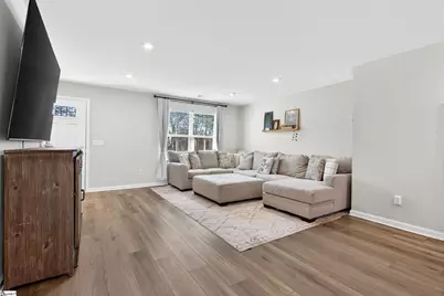 628 Batchomble Lane, Greenville, SC 29605 - Photo 6