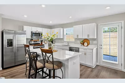 628 Batchomble Lane, Greenville, SC 29605 - Photo 8