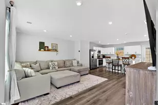 628 Batchomble Ln, Greenville, SC 29605 - Photo 4