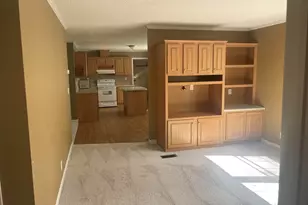 879 Black Snake Rd, Easley, SC 29640 - Photo 2