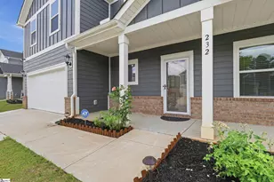 232 Roderick Ln, Greenville, SC 29605 - Photo 2
