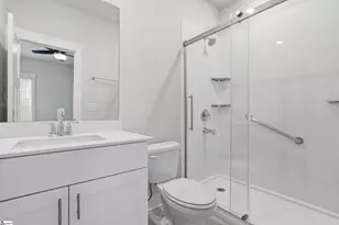 232 Roderick Ln, Greenville, SC 29605 - Photo 16
