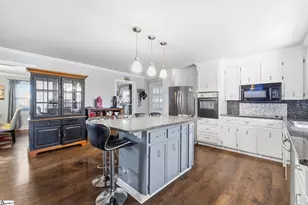 1218 Brushy Creek Rd, Taylors, SC 29687 - Photo 12