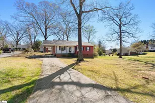 222 Meridian Ave, Taylors, SC 29687 - Photo 2